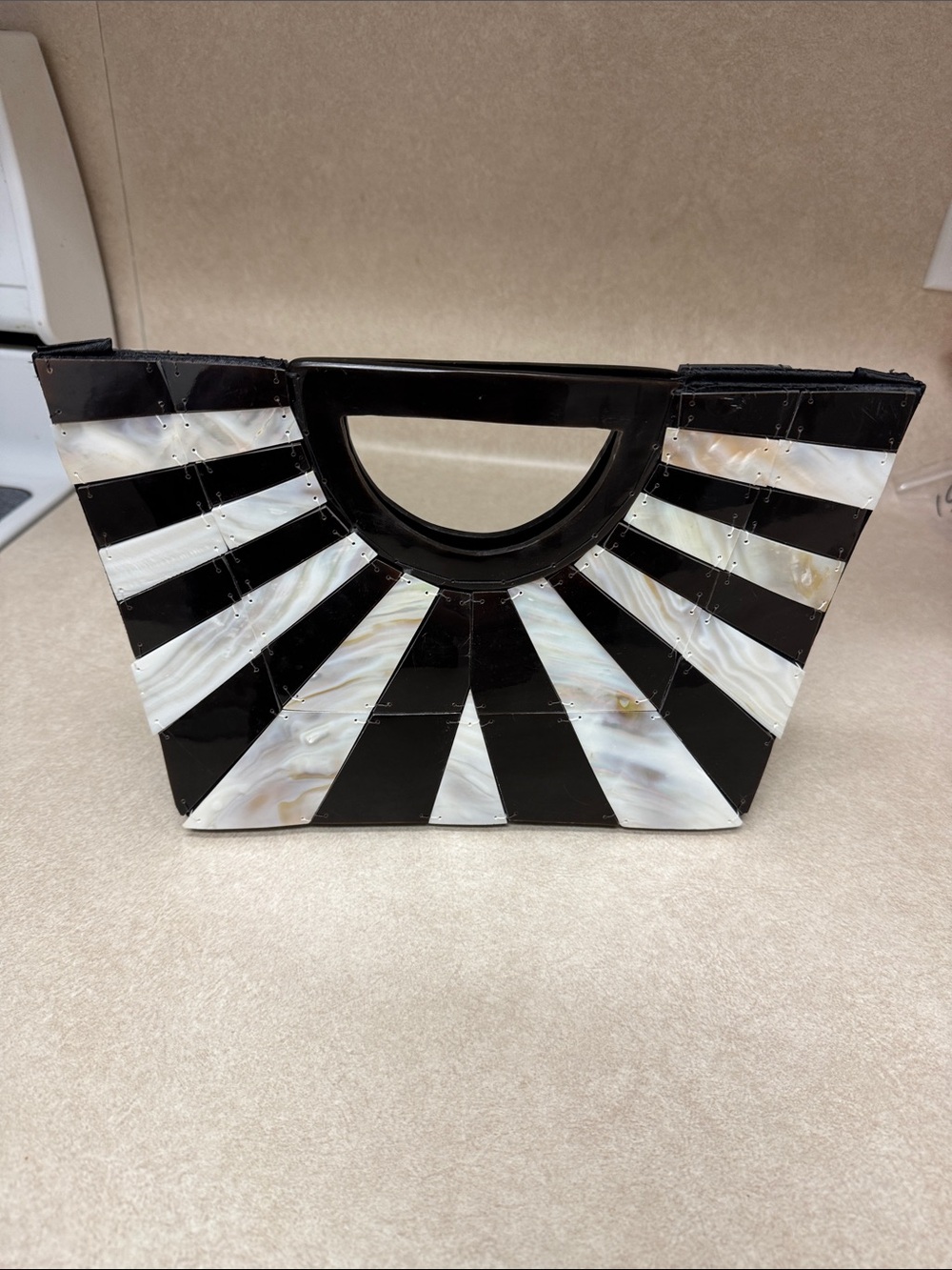 Vintage purse mod by design